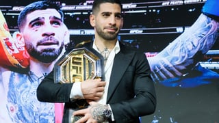 Mike Tyson se deshace en halagos con Ilia Topuria