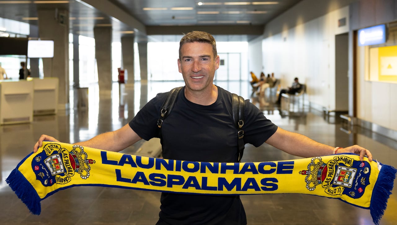 Luis Carrión, claro sobre Mika Mármol: "Es indispensable"