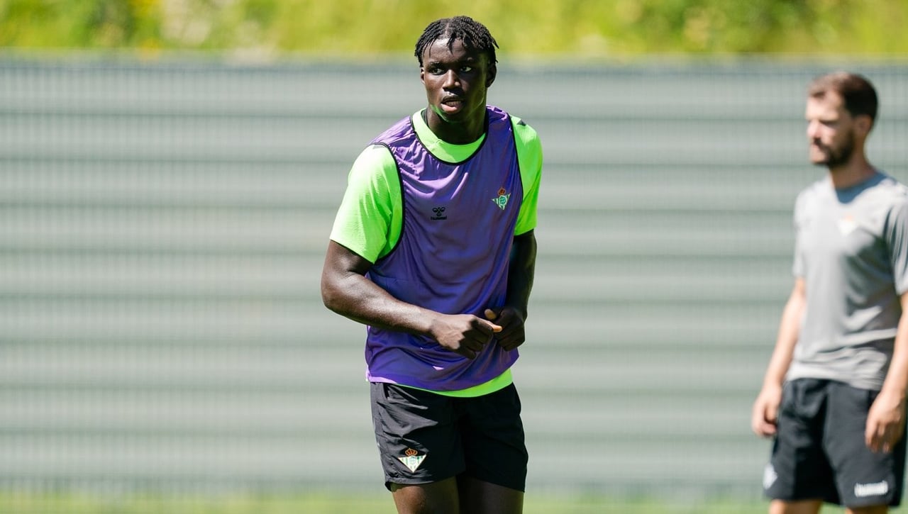 La lista del Betis para la Conference League: un esperado regreso tras cinco meses