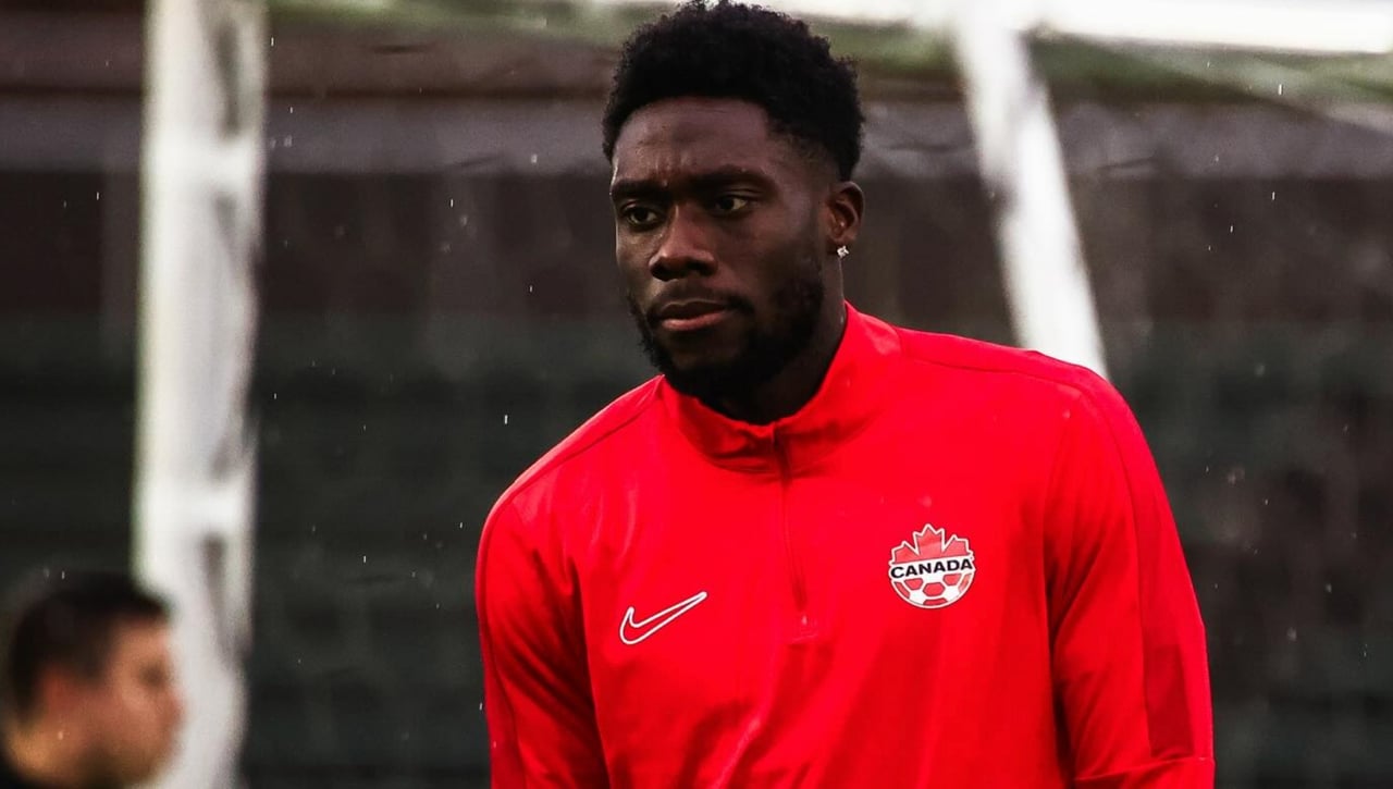 Primeros contactos para fichar a Alphonso Davies