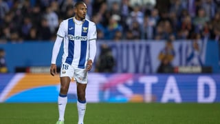 Borja Jiménez avisa a Haller 