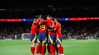 El acompañante de Olmo y ¿Oyarzabal - Sarabia o Nico Williams - Lamine Yamal? 