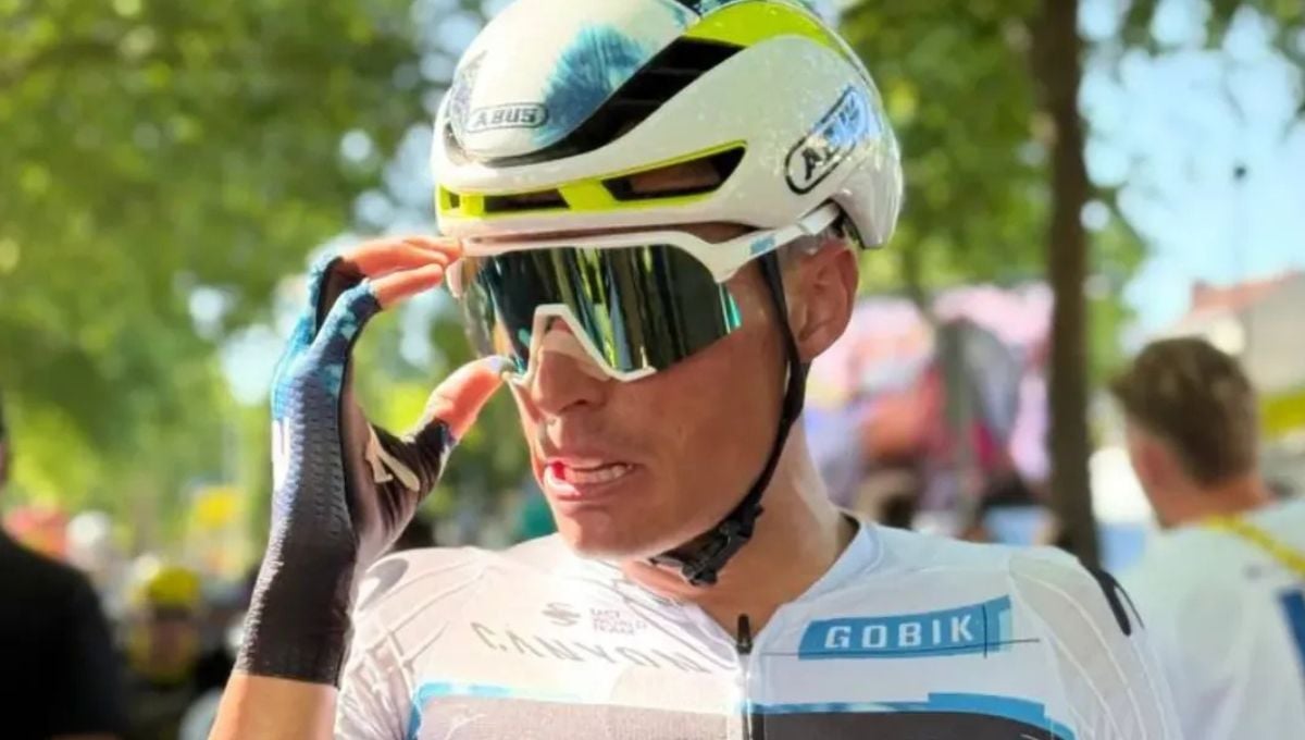 Enric Mas, muy tocado