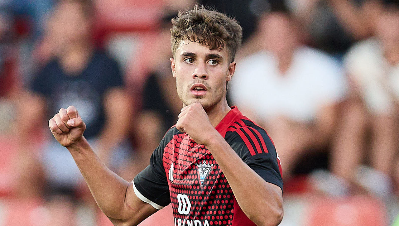 Hugo Rincón repasa su llegada al Mirandés desde el Athletic Club