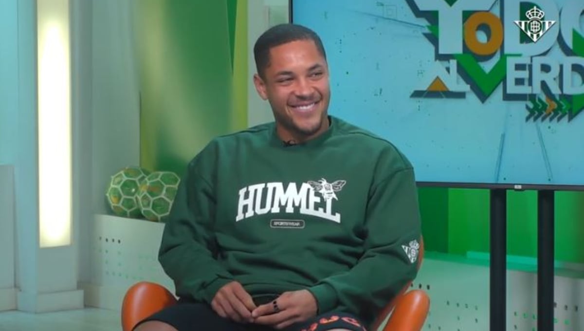 Vitor Roque responde: "Prefiero hablar en el campo"