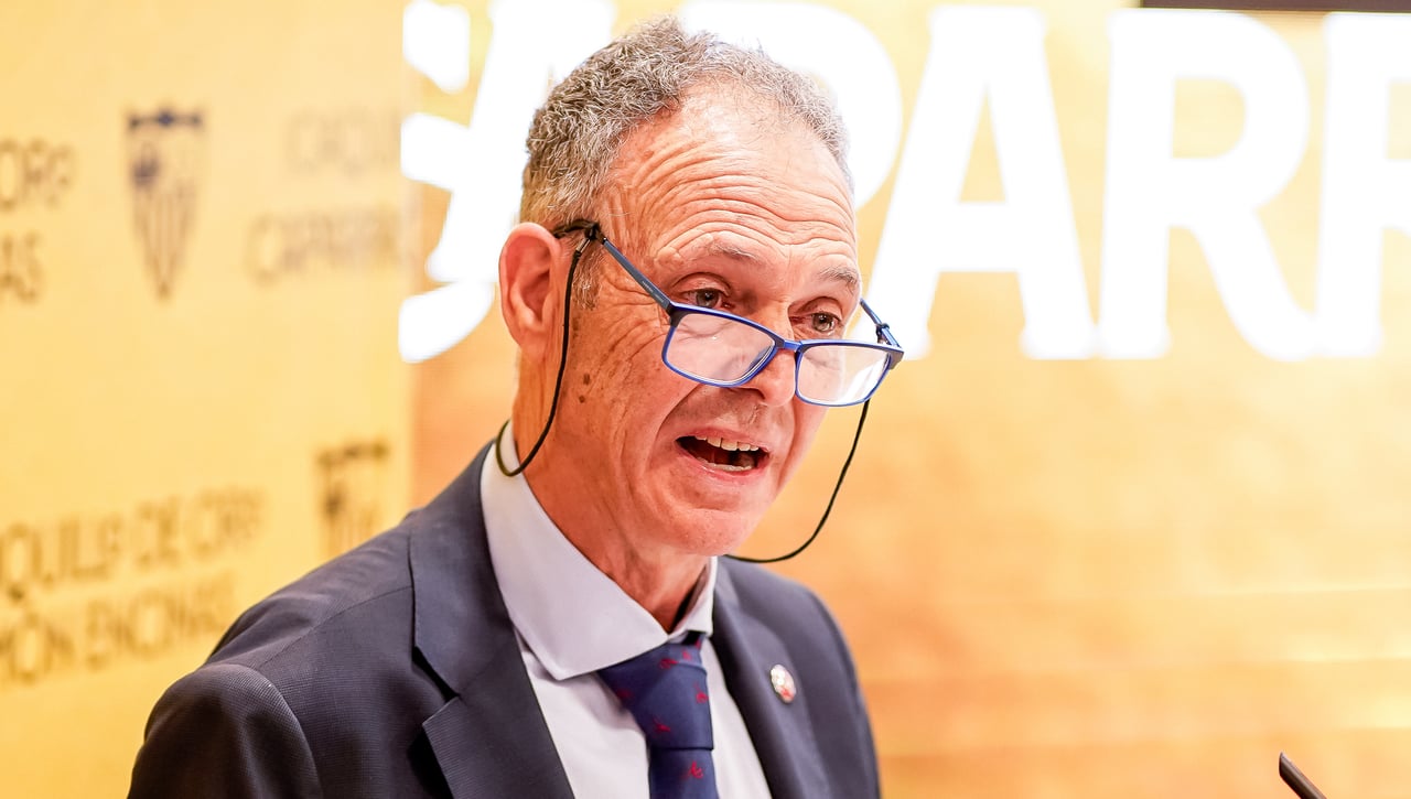 Caparrós, el mejor agitador de derbis: "Cuando ven el autobús del Sevilla llegar, se rilan"