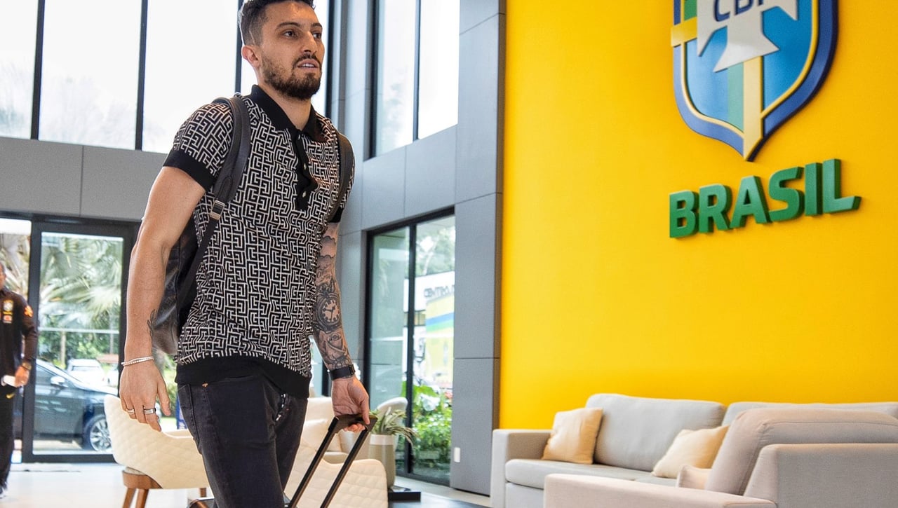 Alex Telles dormirá este miércoles en su nueva casa: más detalles del acuerdo Sevilla-United