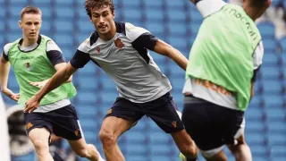 Mikel Goti tira la puerta