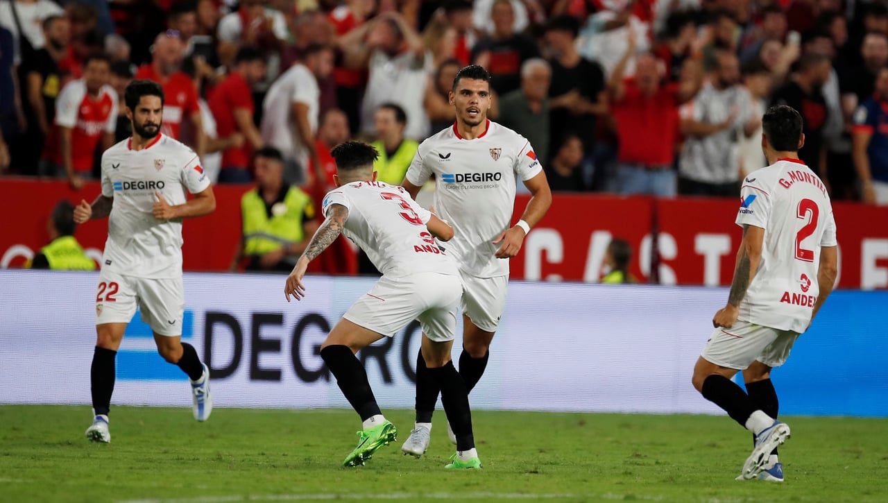 Sevilla FC 1-1 Real Valladolid: Tocado y casi se hunde