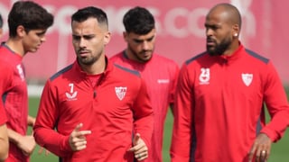 El Sevilla se entrena sin Sergio Ramos, Kike Salas y Sow