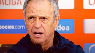 Caparrós apela al "aficionado del Sevilla de verdad" y censura "al sevillista a la carta"  