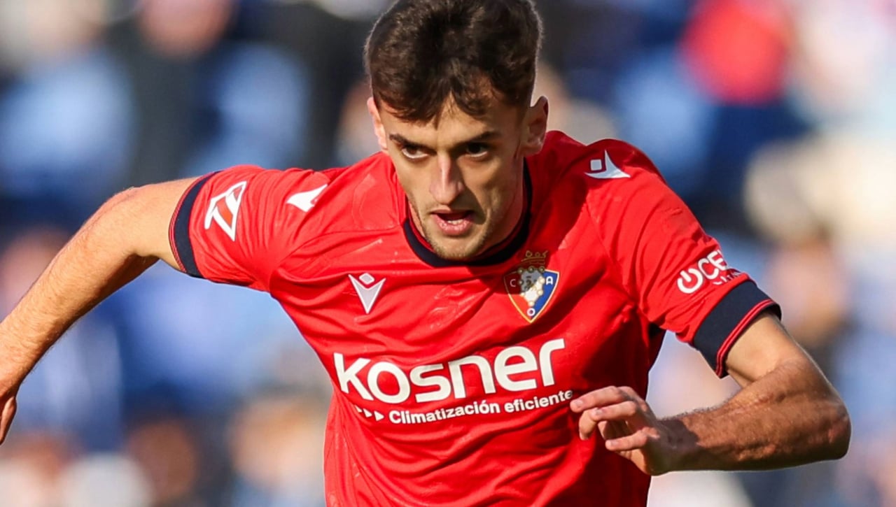 Aimar Oroz sigue trabajando al margen del grupo