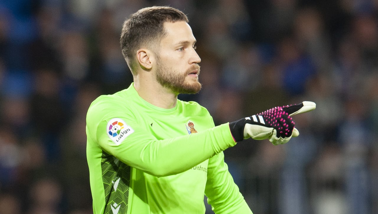 Remiro y un movimiento en el mercado de fichajes motivador