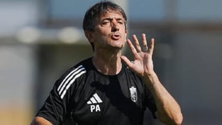 Pacheta arranca con bronca