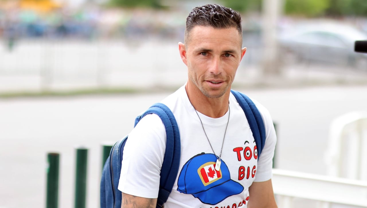 Rubén Castro vuelve a sonar