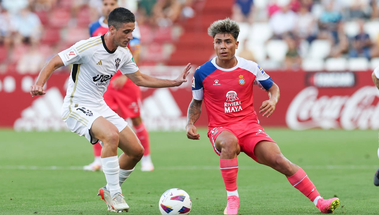 Rubén Albés quiere reunirse con Lander Olaetxea en el Sporting de Gijón