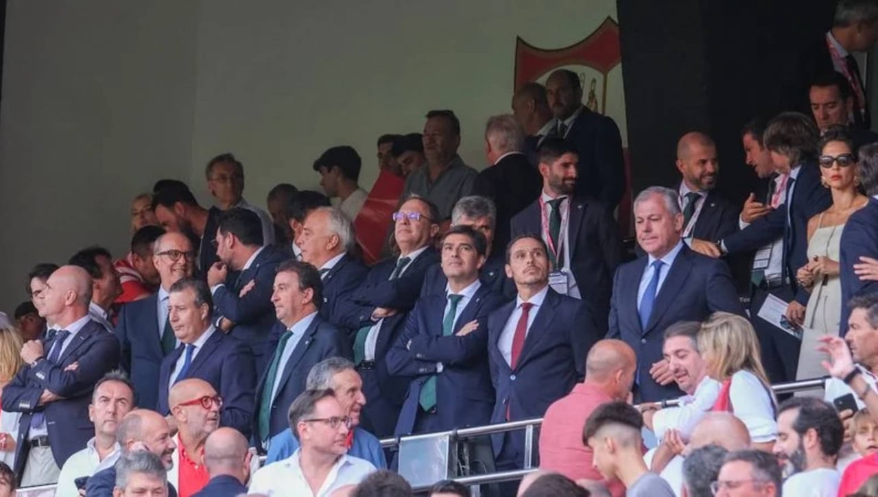 Un empate en los despachos de Betis y Sevilla con muchos interrogantes 