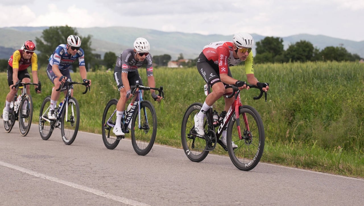 Giro de Italia 2025 | Etapa 11, recorrido, perfil, horarios y dónde ver en TV hoy la etapa entre Viareggio - Castelnovo ne' Monti