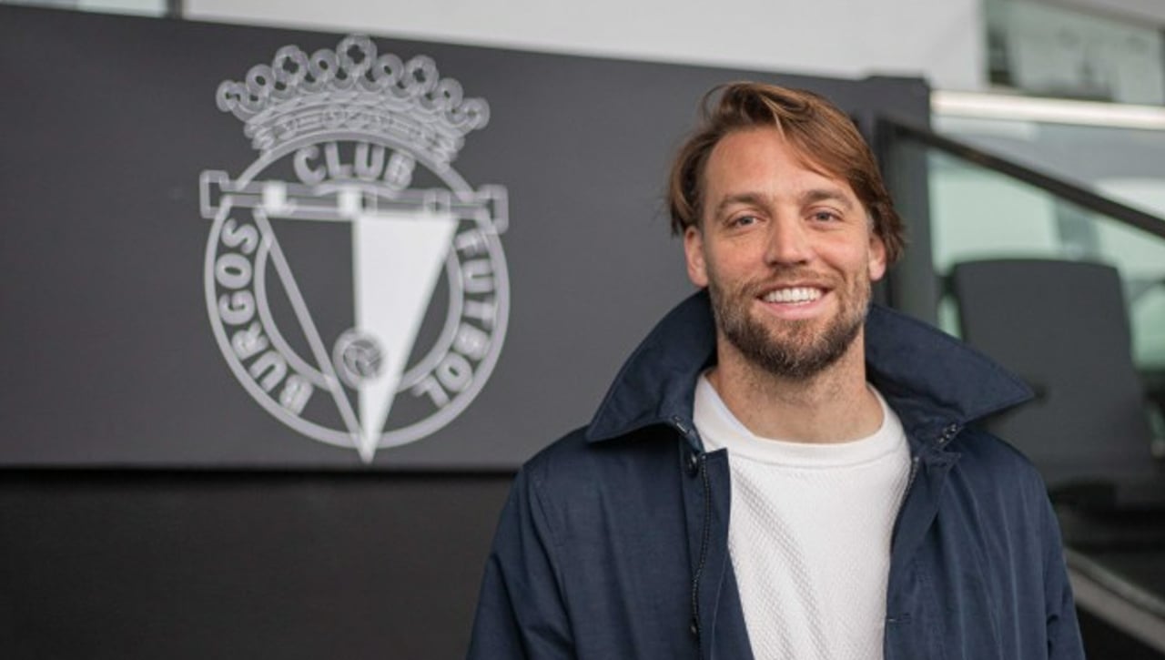 Michu saca su lado más sevillista para volver a Primera