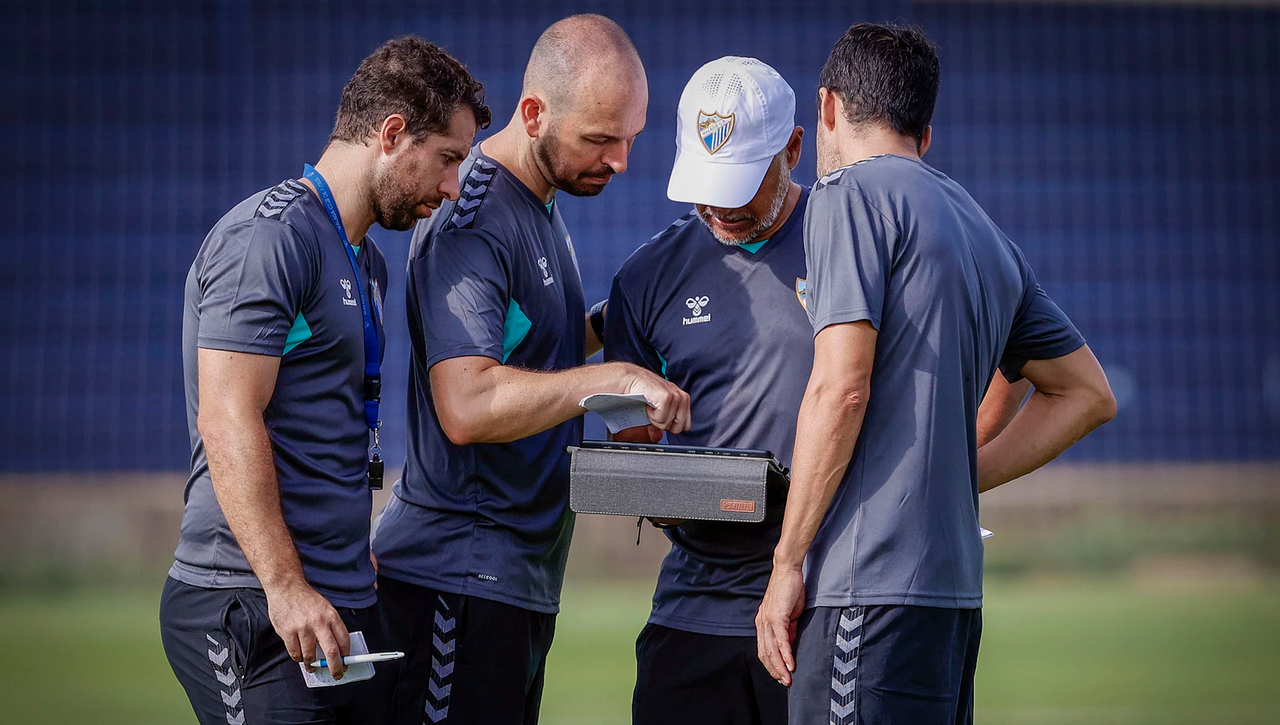 El Málaga apunta a su primer fichaje