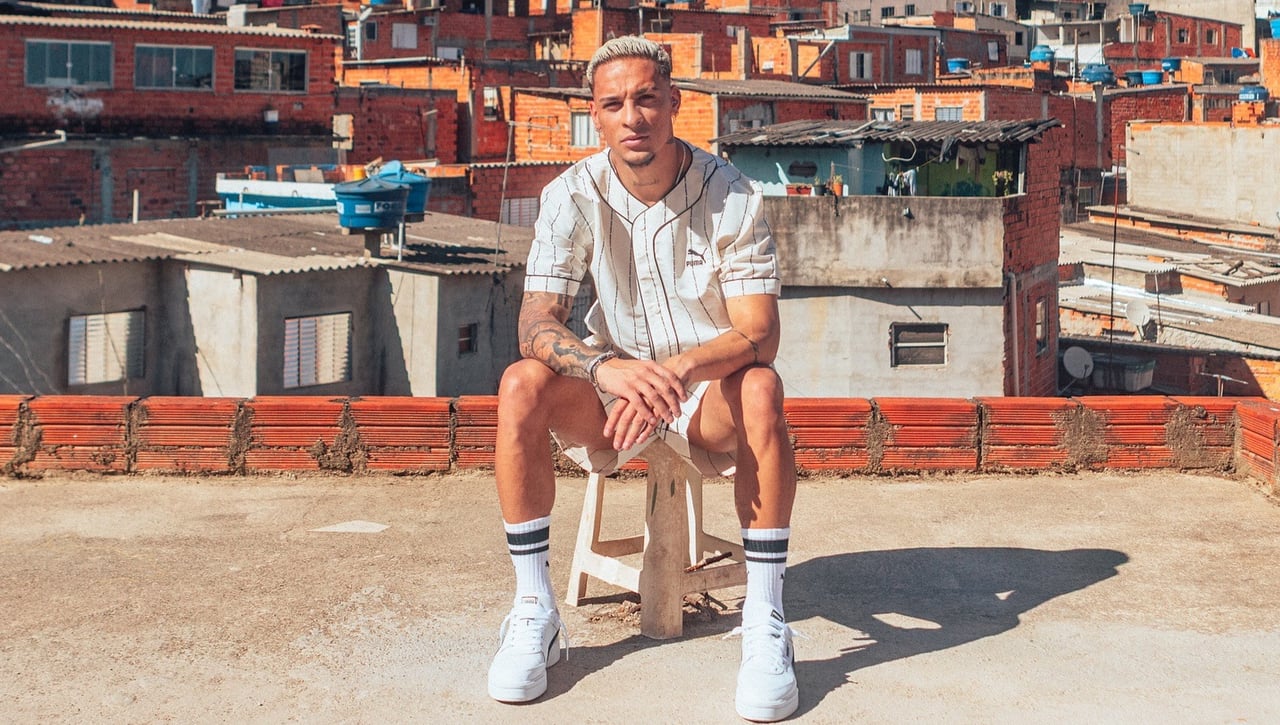 Un peligroso y pudiente pretendiente se suma a la subasta por Antony