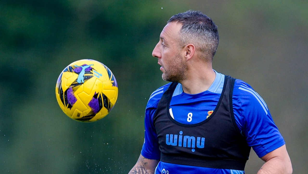 El futuro de Santi Cazorla solo depende de él en el Oviedo
