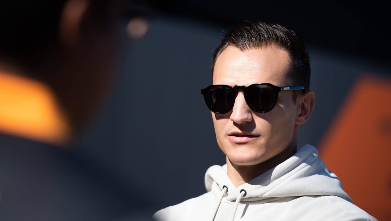 Álex Palou y Max Verstappen, juntos en Red Bull