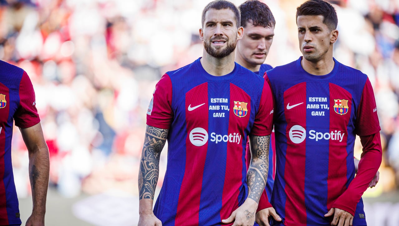 Iñigo Martínez y una mala noticia para Xavi Hernández