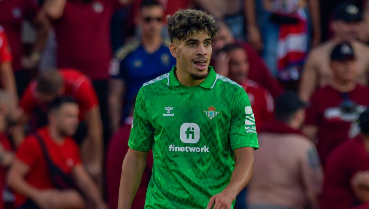 El esfuerzo de Ez Abde se lo deja claro a Pellegrini