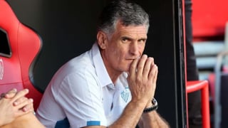 Mendilibar admite su sufrimiento y desvela el largo parte de bajas