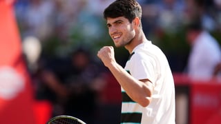 Carlos Alcaraz se impone a Sinner en Wimbledon