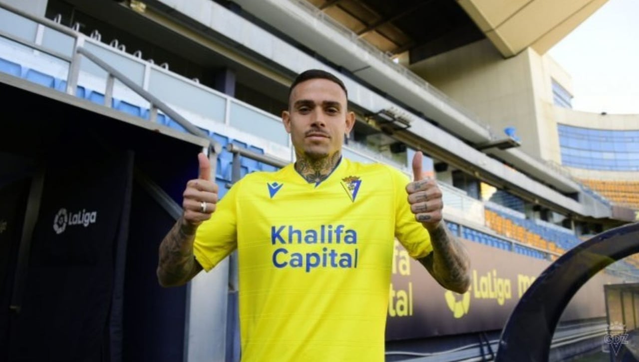 La segunda oportunidad de un Roger "agradecido" al Cádiz