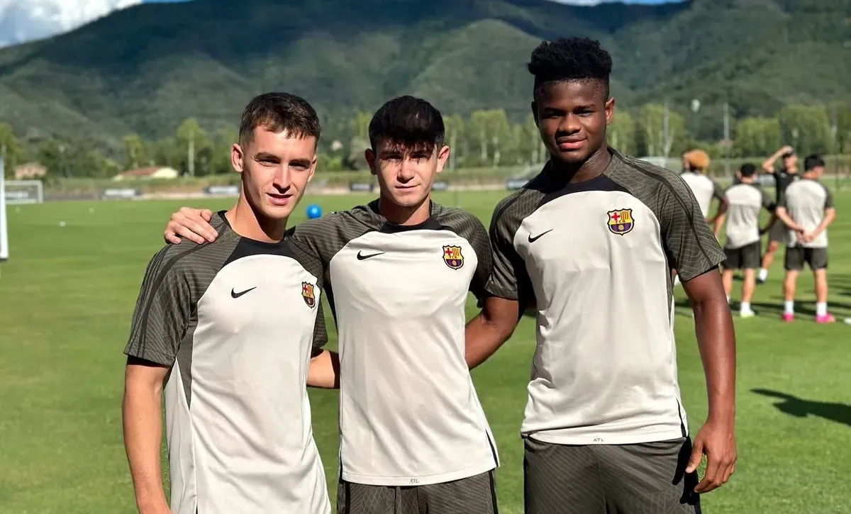 Faye tiene una misión: convencer a Flick 