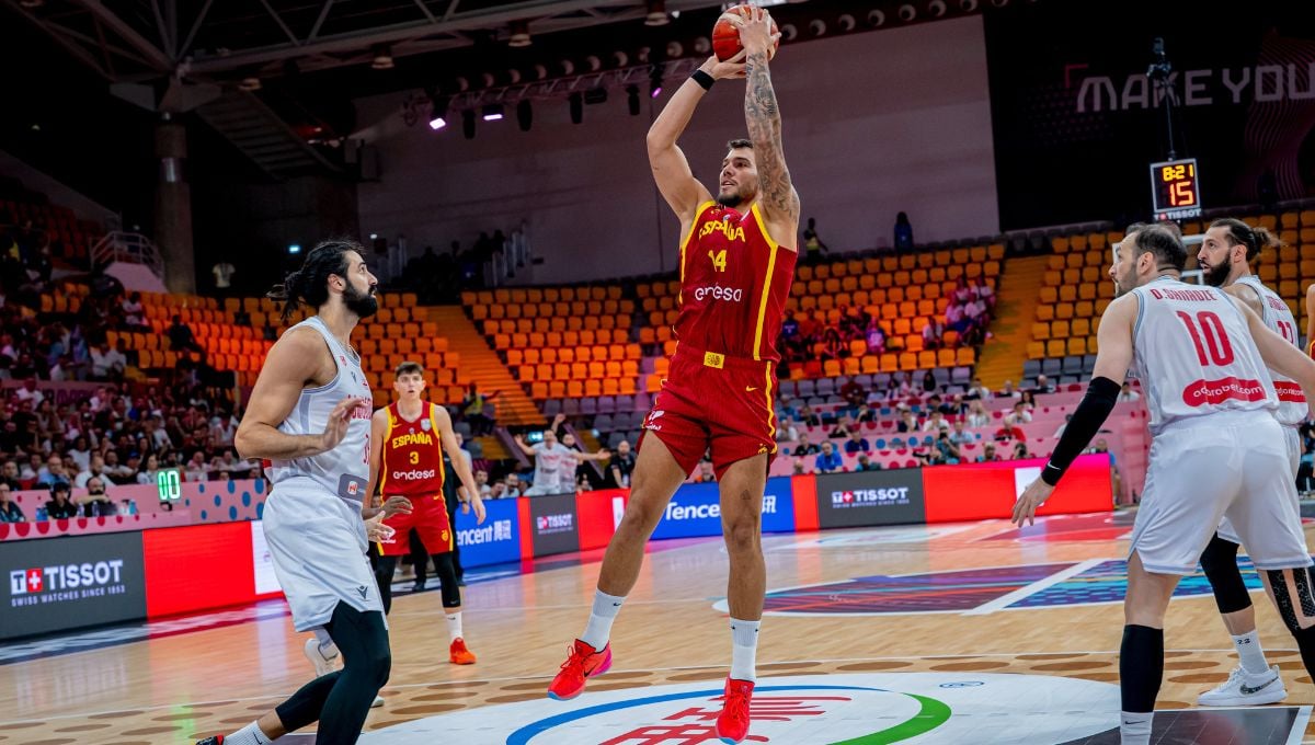 España forma el lío