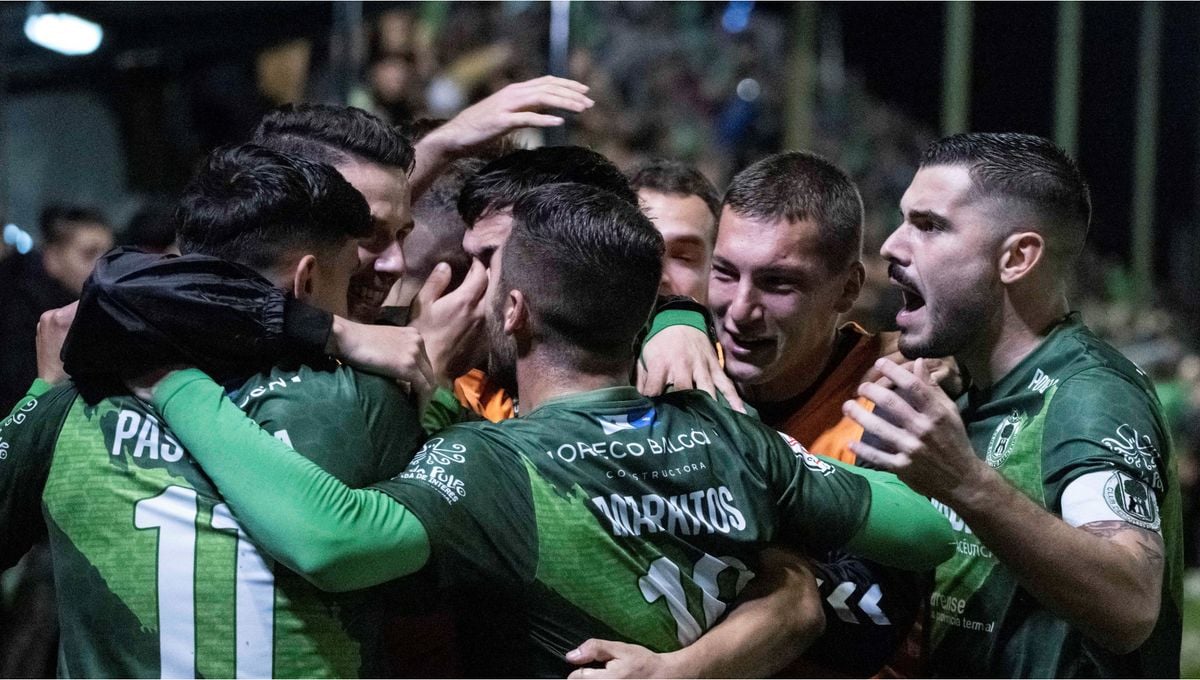 CD Arenteiro 2-0 UD Almería: Batacazo en el aluvión de Espiñedo
