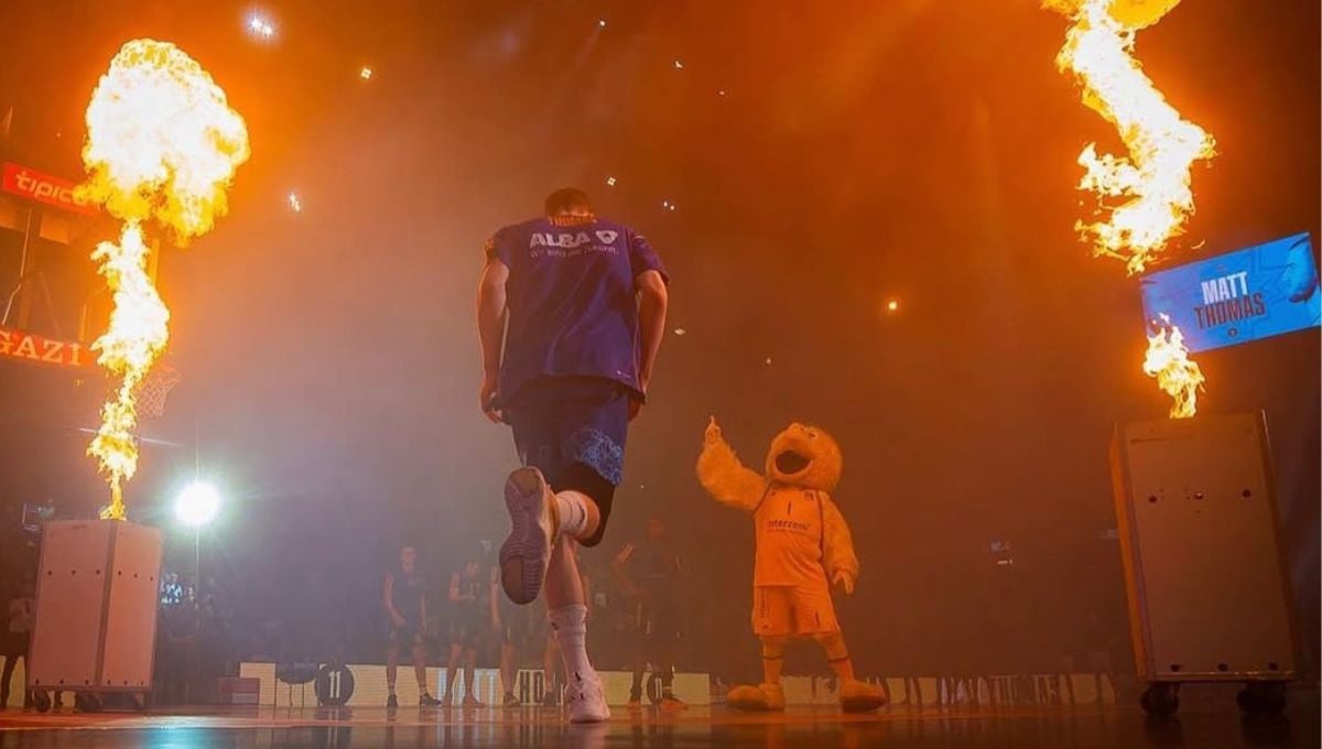 El bombazo cae en Granada