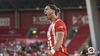 Almería 2-1 Valencia: Melero y Babic oxigenan a su afición y el Valencia sufre las consecuencias