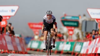 Joao Almeida dinamita la Vuelta a España