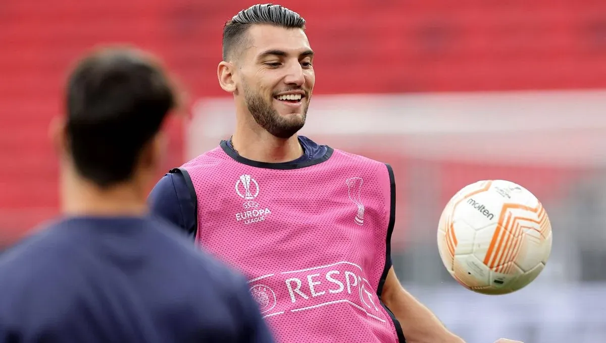 Rafa Mir hace otra propuesta al Sevilla