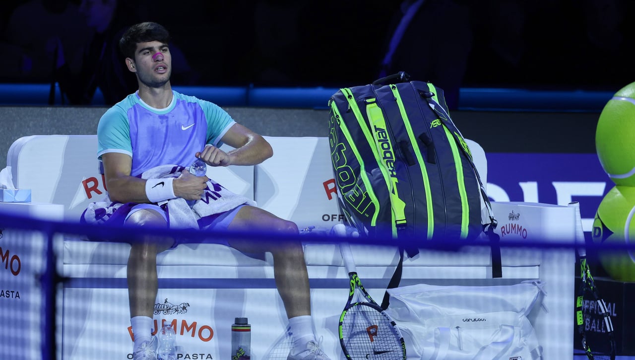 Carlos Alcaraz sigue con el mismo problema