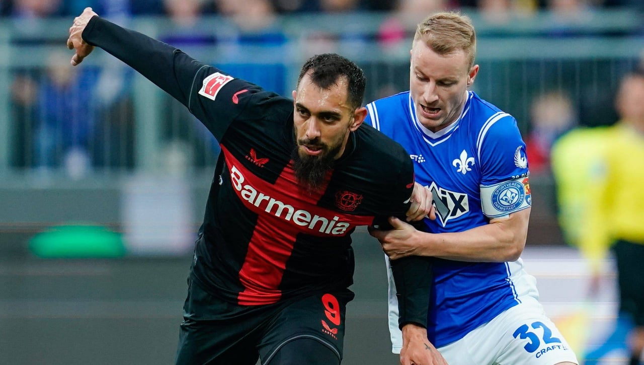 Borja Iglesias lo tiene más complicado y el Betis no le quita ojo