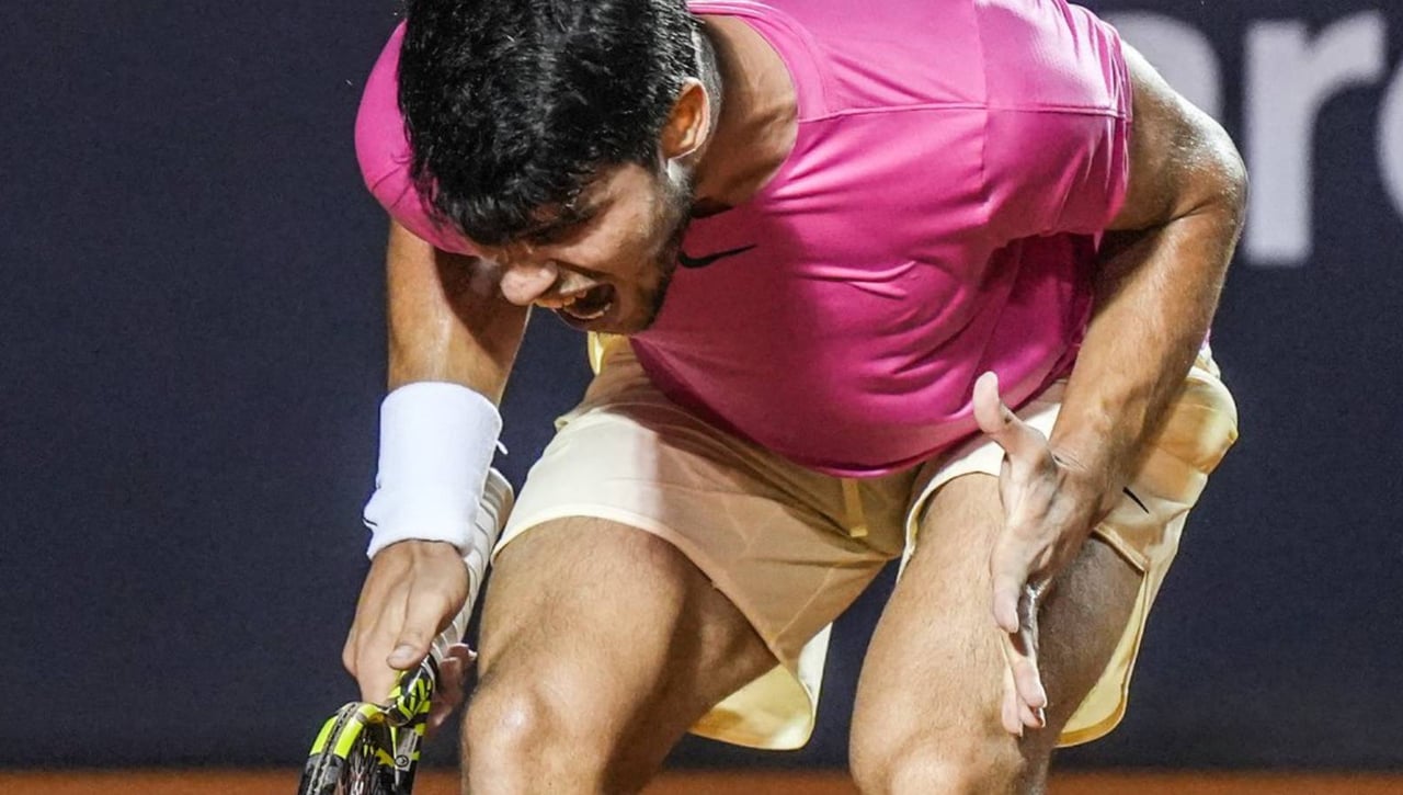 Carlos Alcaraz remonta ante Fognini y se pronuncia sobre Djokovic y Nadal