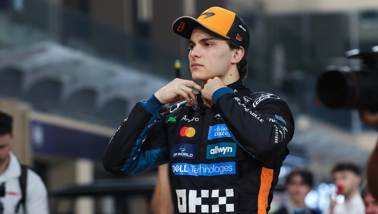Oscar Piastri no entiende de favores con un título en juego