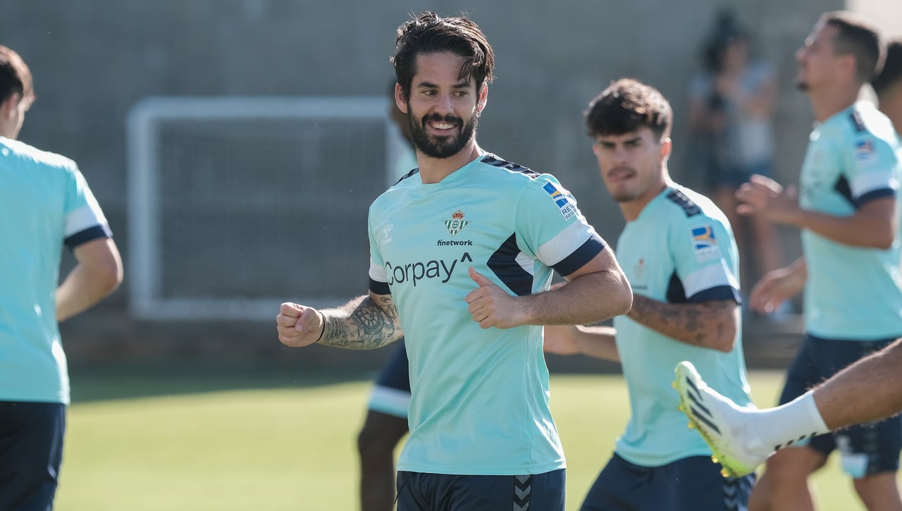La influencia de la llegada de Isco en el interés del Betis por Fornals, Lo Celso y Álex Collado