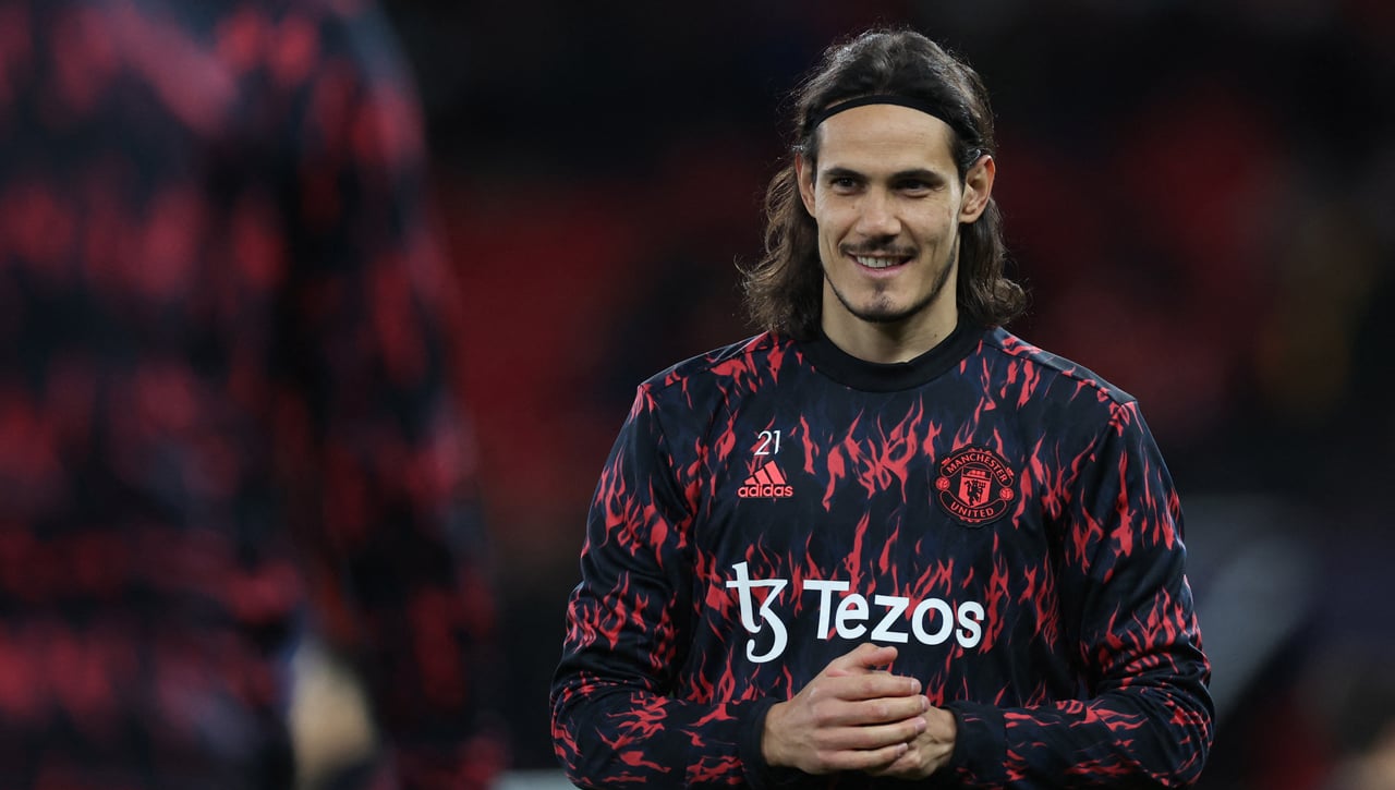 Tres nuevas vías para Edinson Cavani, que se ofreció a Betis y Sevilla