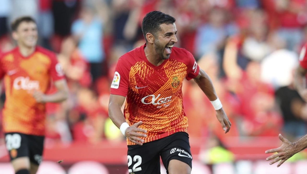 Ángel Rodríguez decide su futuro