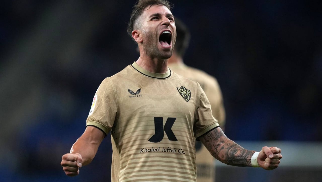 La intrahistoria del penalti de Embarba que le dio la salvación al Almería