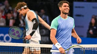 Carlos Alcaraz prepara el escudo en Roland Garros