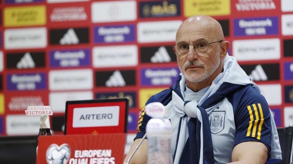 Gritos de "calvo, calvo" a Luis de la Fuente en plena celebración de la selección española en Madrid