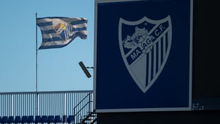 Escudo del Málaga: historia, significado, heráldica y evolución del emblema de los malacitanos 